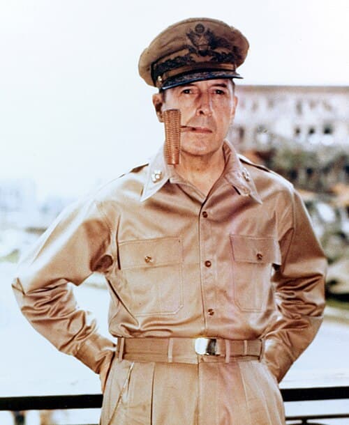Douglas MacArthur - ESTJ
